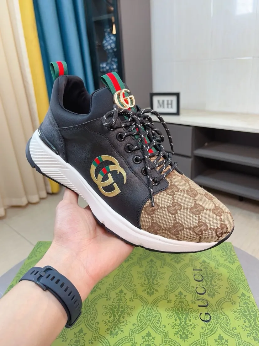Men's shoes 💰458🌹🌹GUCCI [Gucci] New high-end brand of men's shoes, the latest fashionable casual men's shoes, trendy and versatile, relaxed and sporty style, uppers imported from Italy, first-layer cowhide, genuine leather lining, and ultra-fine workmanship. Original personalized fashionable rubber wear-resistant outsole, light and comfortable on the foot, size 38-44